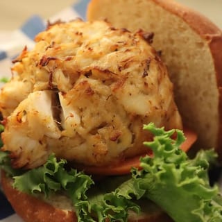 Crabcake Sandwich (Jumbo Lump)